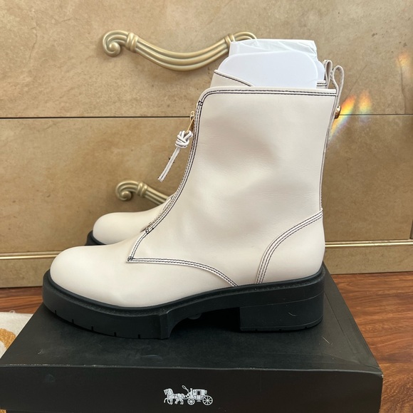 ✨ NEW Coach Liza White Leather Booties, Size 11, NWT✨ - Picture 7 of 11